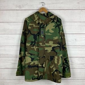 US Military Cold Weather Camo Parka Gore-Tex Jacket Medium Regular